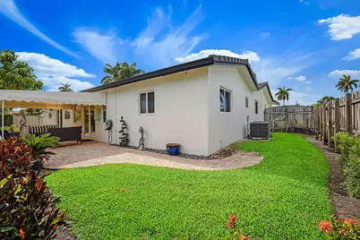 920 SE 17th Street, Deerfield Beach, FL 33441 - Photo 35