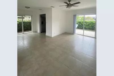 560-570 NE 19th Avenue, Deerfield Beach, FL 33441 - Photo 5