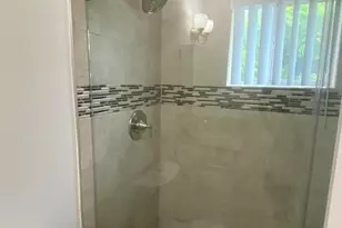 560-570 NE 19th Ave, Deerfield Beach, FL 33441 - Photo 15