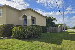 6211 Drake St, Jupiter, FL 33458 - Photo 5