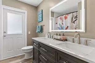 8658 Vista Greens Ct, Lake Worth, FL 33467 - Photo 13