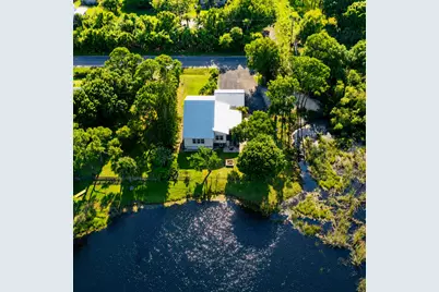 4700 Regina Drive, Fort Pierce, FL 34982 - Photo 3