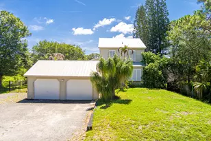 4700 Regina Dr, Fort Pierce, FL 34982 - Photo 5