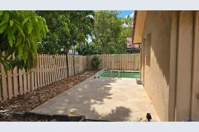 2499 NW 92nd Avenue, Coral Springs, FL 33065 - Photo 21