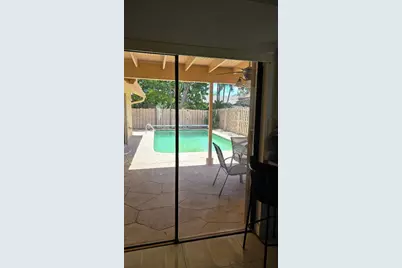 2499 NW 92nd Avenue, Coral Springs, FL 33065 - Photo 11