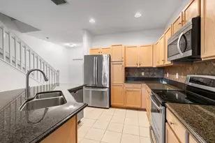 9926 Lago Dr, Boynton Beach, FL 33472 - Photo 3