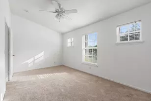 9926 Lago Dr, Boynton Beach, FL 33472 - Photo 7