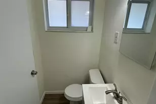 921 NE 17th Ave, Fort Lauderdale, FL 33304 - Photo 9