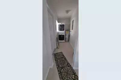 738 SW 5th Avenue, Hallandale Beach, FL 33009 - Photo 9