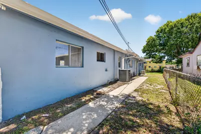 812 N 24th Street, Fort Pierce, FL 34950 - Photo 19