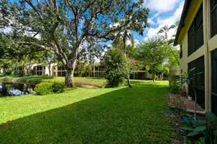 3077 Carambola Cir S, Coconut Creek, FL 33066 - Photo 17