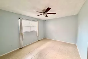 120 Lake Evelyn Dr, West Palm Beach, FL 33411 - Photo 19