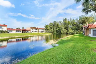 120 Lake Evelyn Dr, West Palm Beach, FL 33411 - Photo 21