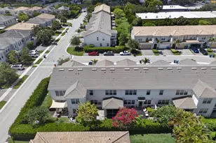 4715 Eucalyptus Dr, Hollywood, FL 33021 - Photo 5