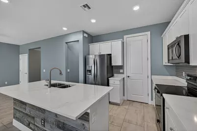 4715 Eucalyptus Drive, Hollywood, FL 33021 - Photo 21