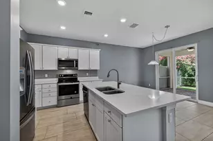 4715 Eucalyptus Dr, Hollywood, FL 33021 - Photo 17