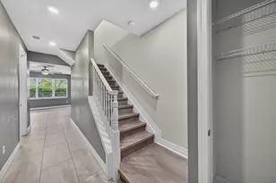 4715 Eucalyptus Dr, Hollywood, FL 33021 - Photo 7