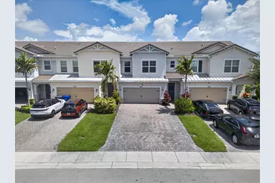 4715 Eucalyptus Drive, Hollywood, FL 33021 - Photo 3