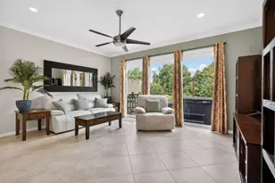615 SW Glen Crest Way, Stuart, FL 34997 - Photo 7