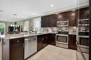 615 SW Glen Crest Way, Stuart, FL 34997 - Photo 13
