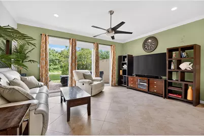 615 SW Glen Crest Way, Stuart, FL 34997 - Photo 9