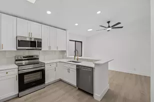 8910 Boatswain Dr, Boynton Beach, FL 33436 - Photo 17