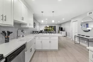 9286 Vista Del Lago, Boca Raton, FL 33428 - Photo 3