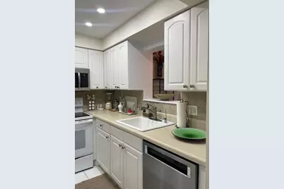 2545 South Ocean Boulevard #303, Palm Beach, FL 33480 - Photo 5