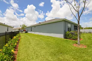 5970 SE Sky Blue Cir, Stuart, FL 34997 - Photo 15