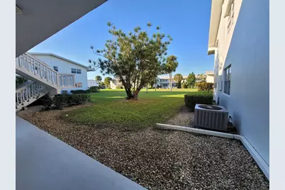 155 Coventry, West Palm Beach, FL 33417 - Photo 5