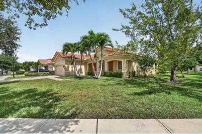 6810 Osage Circle, Greenacres, FL 33413 - Photo 3