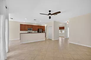 6810 Osage Cir, Greenacres, FL 33413 - Photo 9
