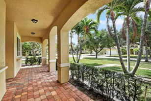 6810 Osage Cir, Greenacres, FL 33413 - Photo 5