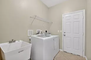 6810 Osage Cir, Greenacres, FL 33413 - Photo 35