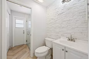 7087 N 155th Pl Pl N, Palm Beach Gardens, FL 33418 - Photo 13