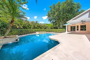 7087 N 155th Pl Pl N, Palm Beach Gardens, FL 33418 - Photo 9