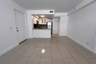 728 Executive Center Dr, West Palm Beach, FL 33401 - Photo 5