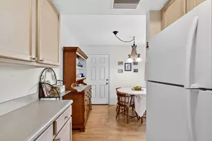 2929 SE Ocean Blvd, Stuart, FL 34996 - Photo 15
