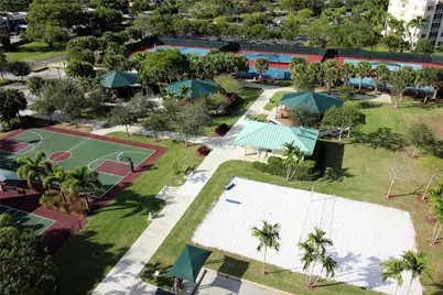 3700 Oaks Clubhouse Drive #106, Pompano Beach, FL 33069 - Photo 29