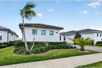 11344 SW Pietra Way, Port Saint Lucie, FL 34987 - Photo 3