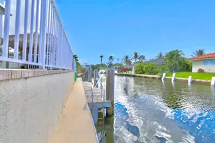 749 NE 71st St, Boca Raton, FL 33487 - Photo 77