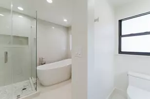749 NE 71st St, Boca Raton, FL 33487 - Photo 69