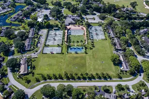 11863 Wimbledon Circle, Wellington, FL 33414 - Photo 23