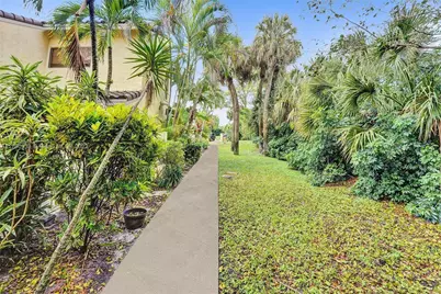 22322 Pineapple Walk Drive, Boca Raton, FL 33433 - Photo 7