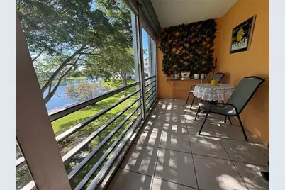 3058 Cambridge C #3058, Deerfield Beach, FL 33442 - Photo 3