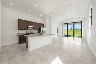 10135 SW Latium Wy, Port Saint Lucie, FL 34987 - Photo 3
