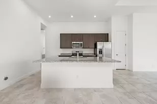 10135 SW Latium Wy, Port Saint Lucie, FL 34987 - Photo 5