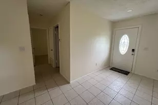 738 SW Ravenswood Ln, Port Saint Lucie, FL 34983 - Photo 5