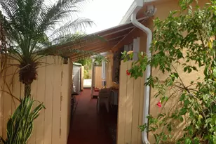 31 SE 13th St, Dania Beach, FL 33004 - Photo 3