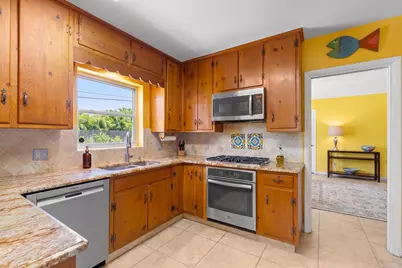 146 Vassar Drive, Lake Worth Beach, FL 33460 - Photo 9